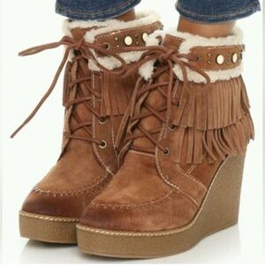 Sam Edelman Tan Lace Up Boots with Shearling